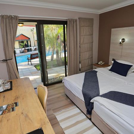 Minen Hotel ซูเมบ ภายนอก รูปภาพ