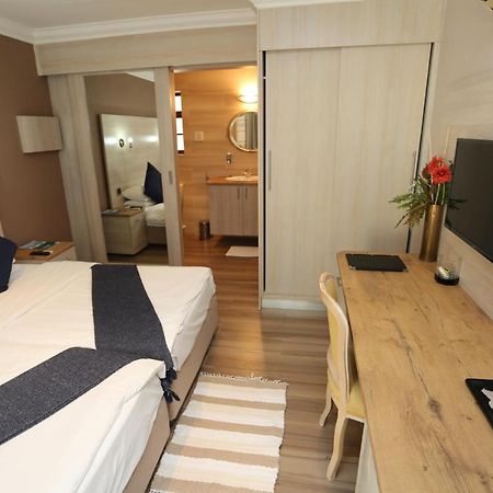 Minen Hotel ซูเมบ ภายนอก รูปภาพ
