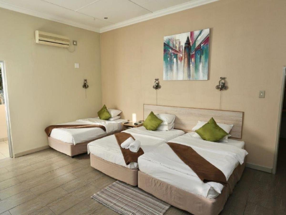 Minen Hotel ซูเมบ ภายนอก รูปภาพ