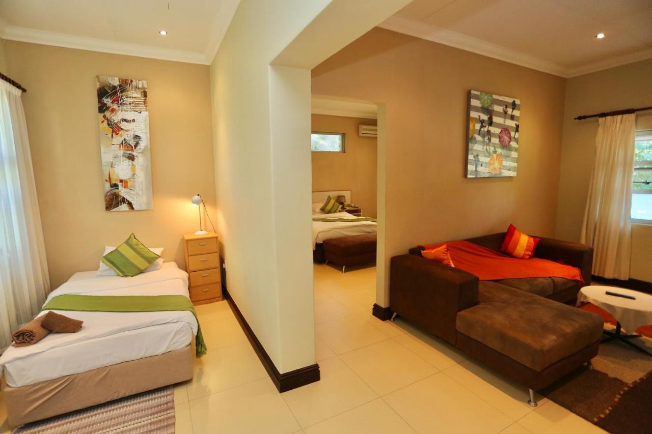 Minen Hotel ซูเมบ ภายนอก รูปภาพ