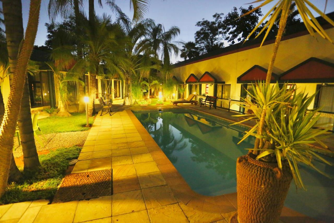 Minen Hotel ซูเมบ ภายนอก รูปภาพ